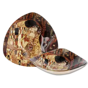 KLIMT ZDJELA POLJUBAC SMEĐA